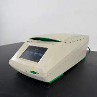 Bio-Rad T100 Thermal Cycler image 1